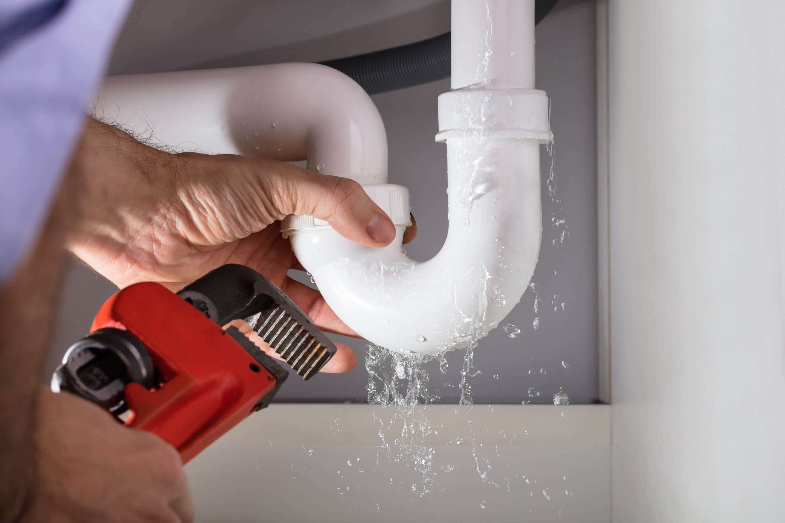 When Should You Call a Professional Drain Cleaning Company?